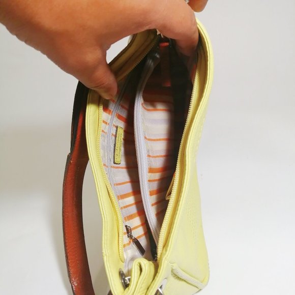 Dissona Small Yellow Leather Purse Italy Gorgeous - Picture 7 of 9